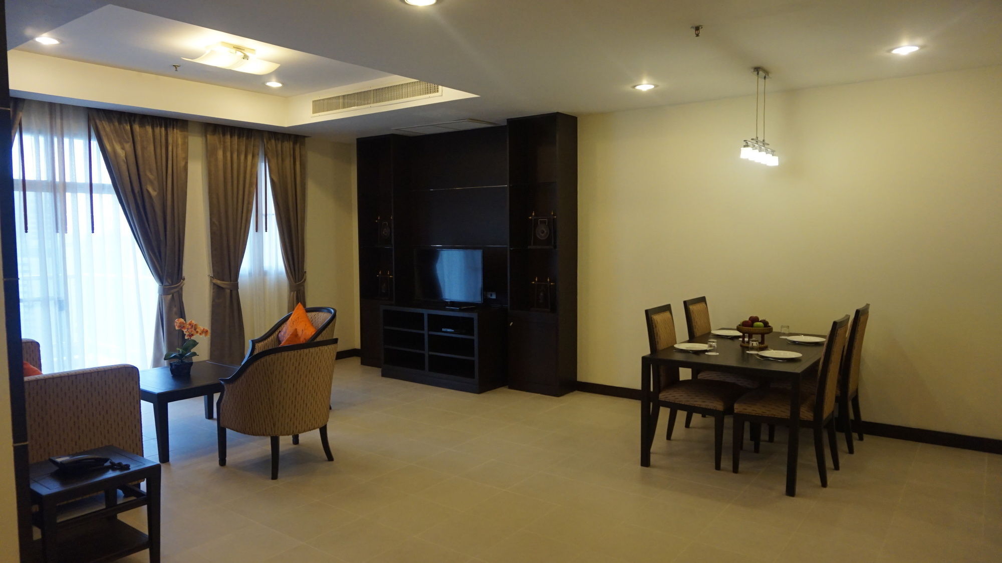 Grand Asoke Suites Boutique Residence Bangkok Ngoại thất bức ảnh